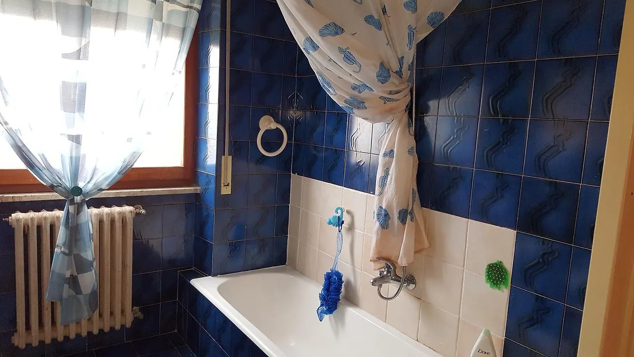 B&B Le Mille E Una Notte Όλμπια 0*,  Ιταλία